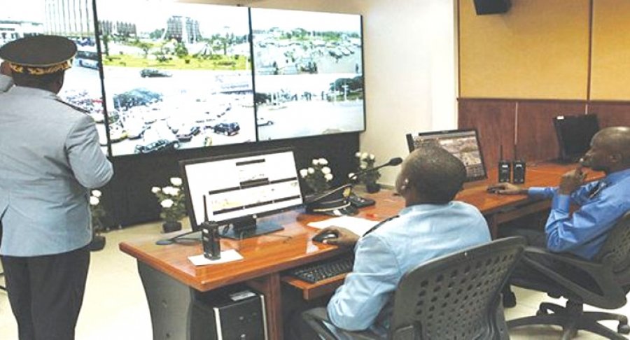 Yaoundé: City security police inaugurate new command centre for video surveillance